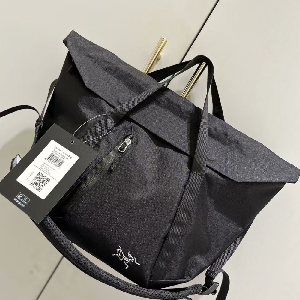 Arc'teryx Black Men's Bag
